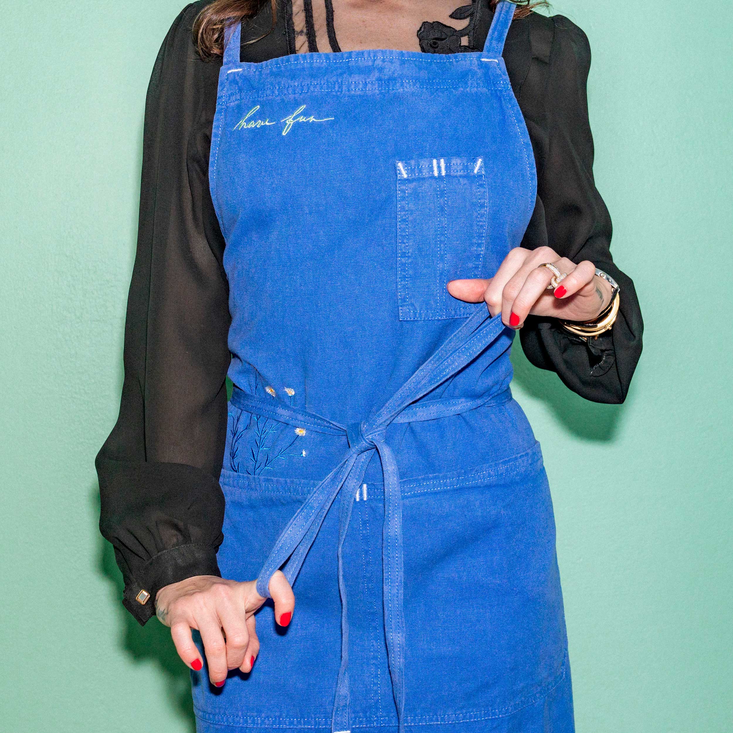 Entertaining Apron - Daisy