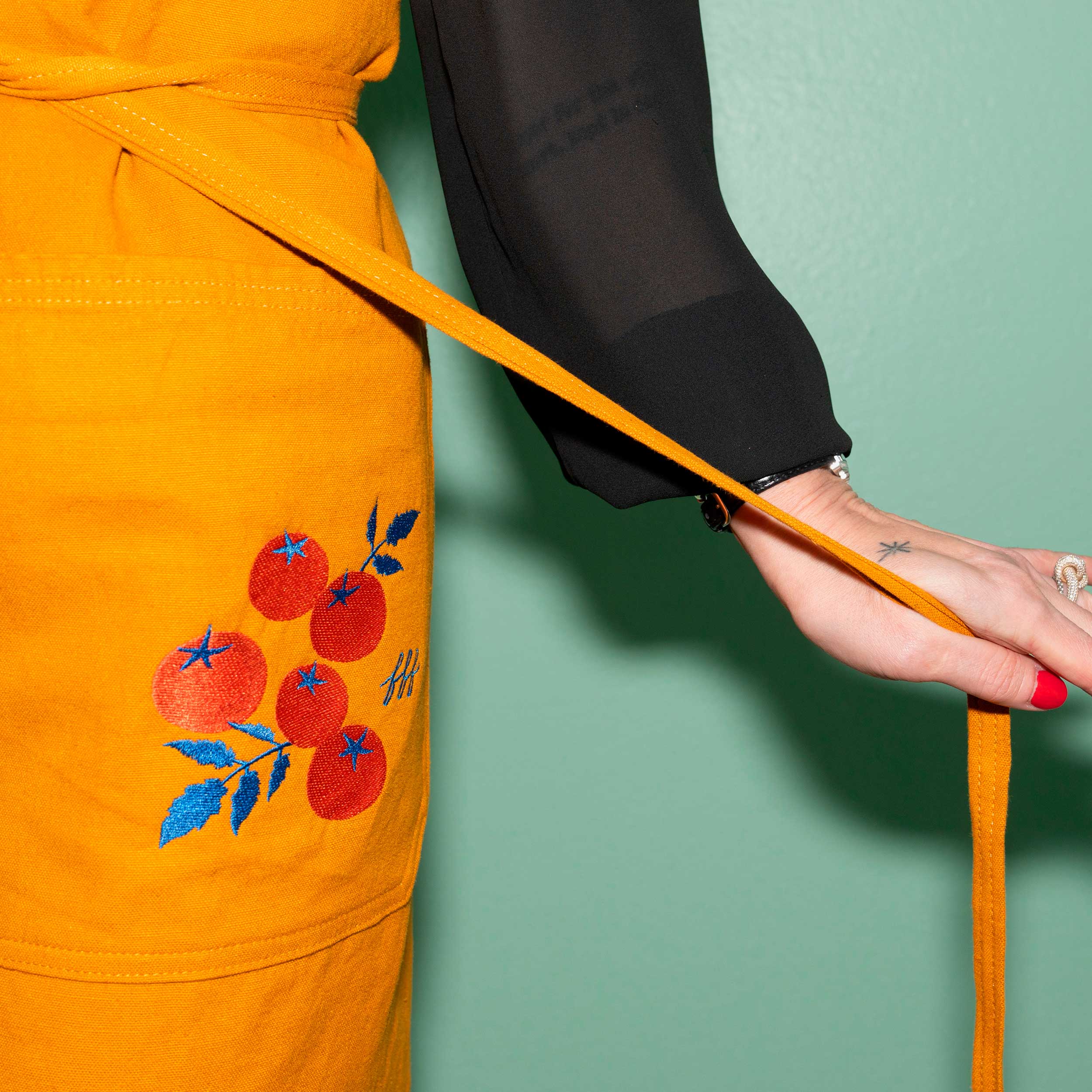 Entertaining Apron - Tomato