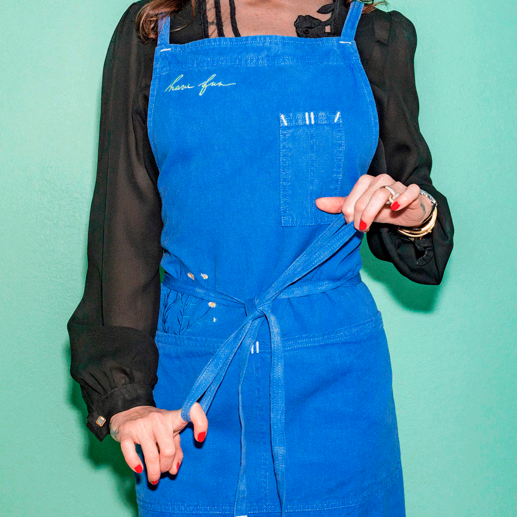 Entertaining Apron - Daisy